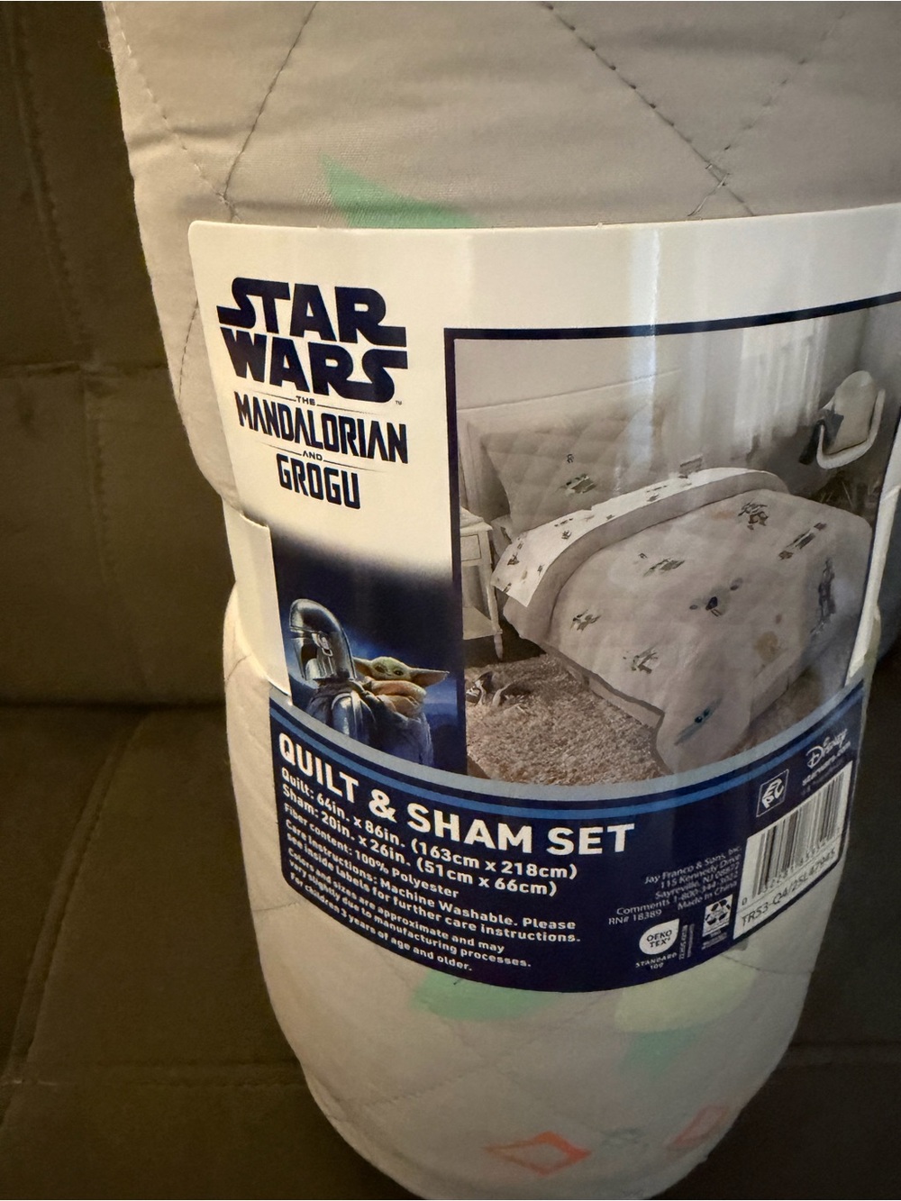 Star Wars The Mandalorian & Grogu Cream Quilt & Sham Set